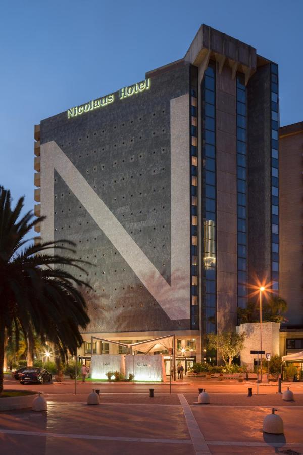 The Nicolaus Hotel Bari Exterior photo